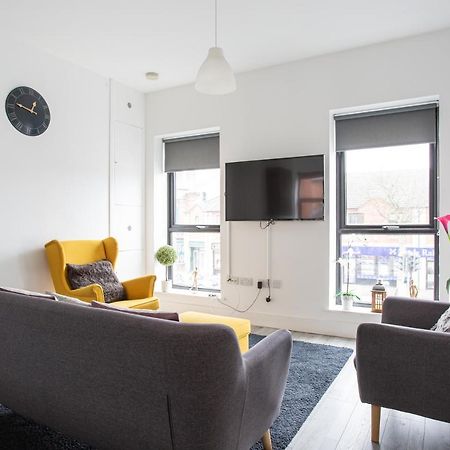 Modern Luxury Apartment, Sleeps 6, Best Location ベルファスト エクステリア 写真