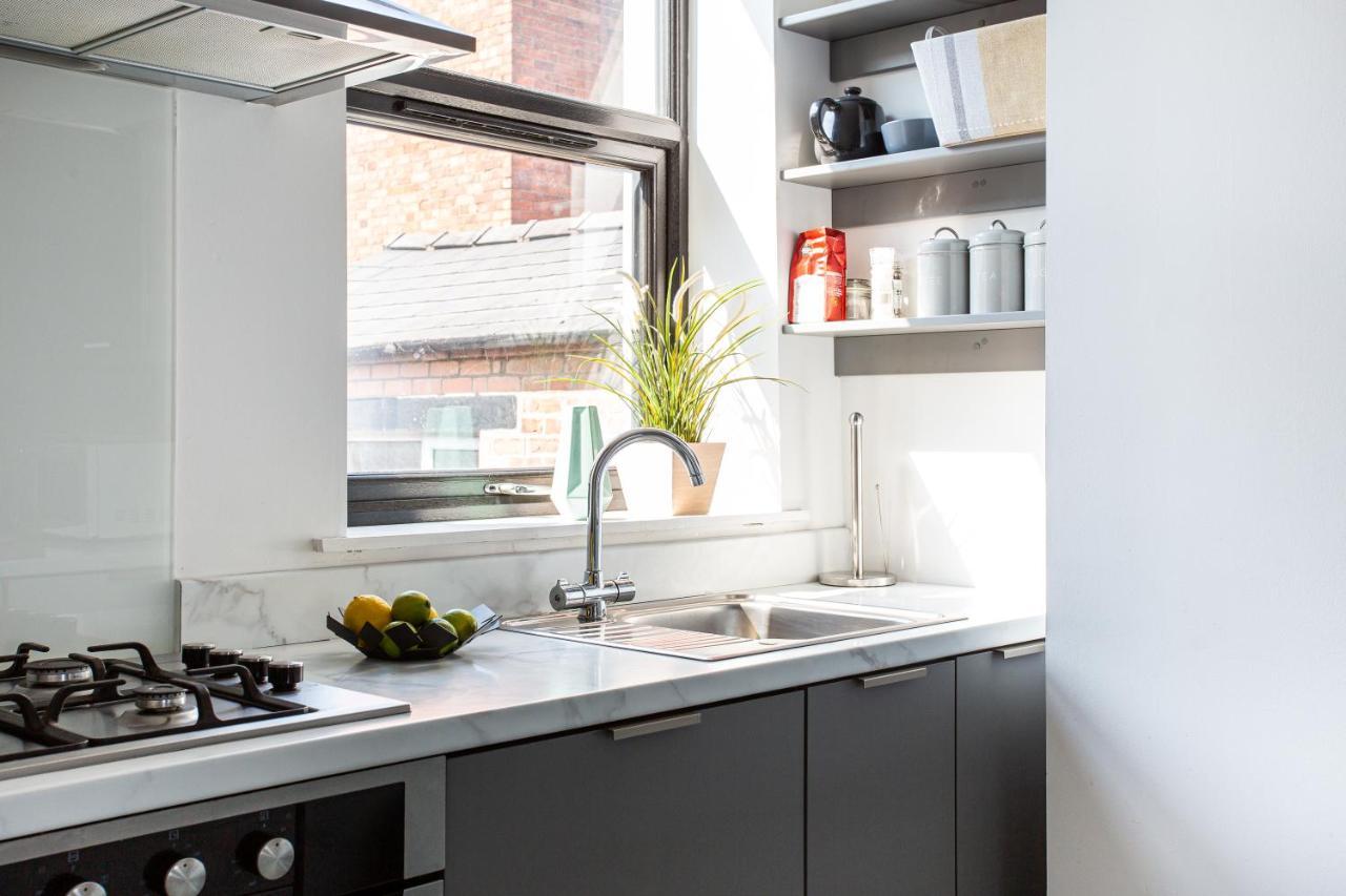 Modern Luxury Apartment, Sleeps 6, Best Location ベルファスト エクステリア 写真
