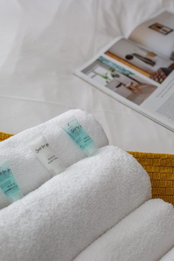 Modern Luxury Apartment, Sleeps 6, Best Location ベルファスト エクステリア 写真