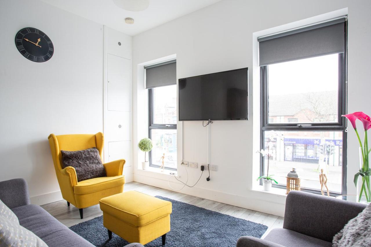 Modern Luxury Apartment, Sleeps 6, Best Location ベルファスト エクステリア 写真
